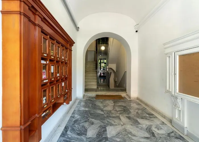 Mameli 56 - In Palazzo Storico Trastevere
